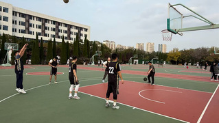 太阳集团网tyc9728教职工篮球队勇夺202...